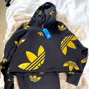 NWT Adidas Logo Sweatsuit Size Large